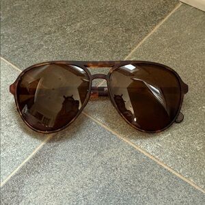 Tortoise Shell Aviator Sunglasses